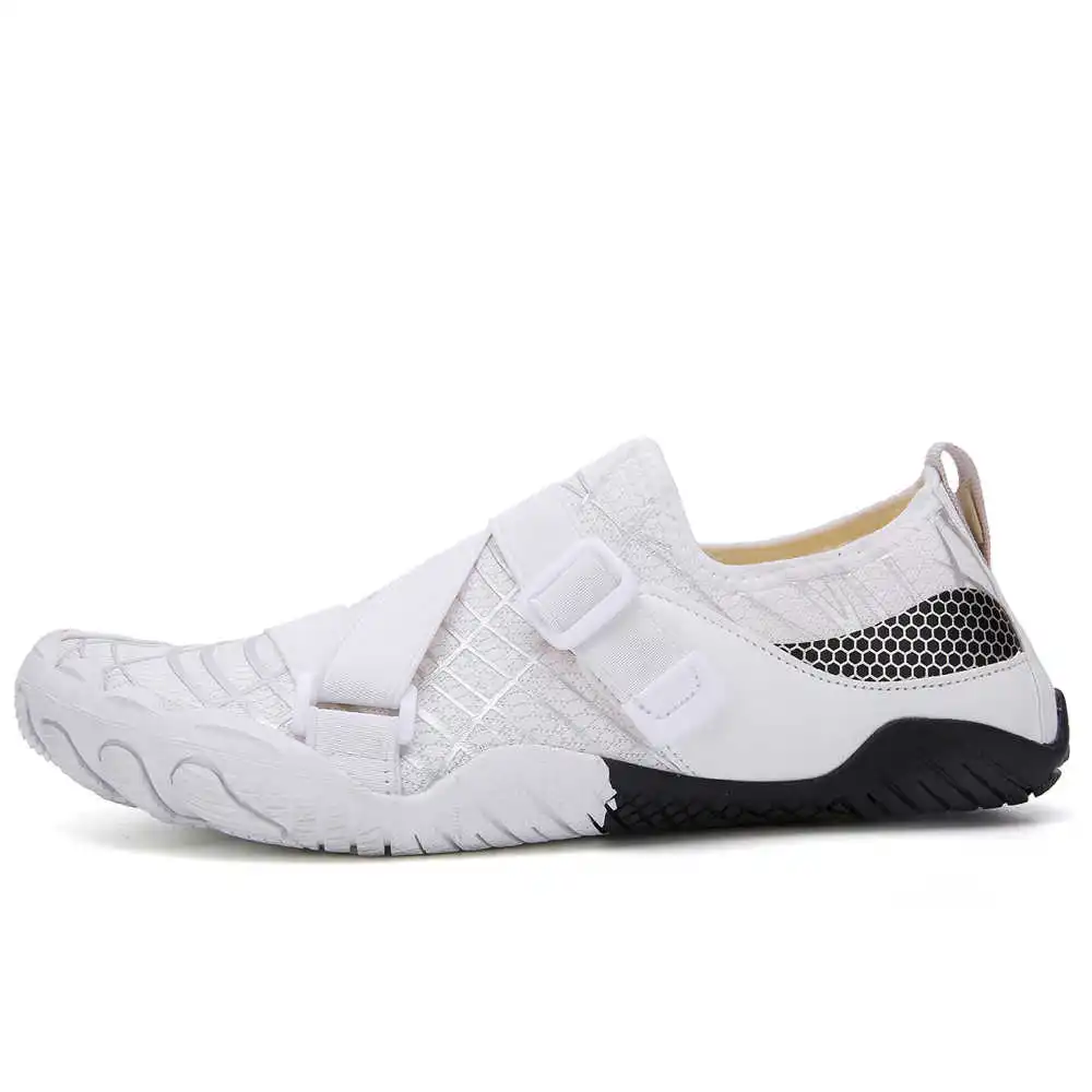 Pilates And Yoga Difference - Sandal pantai bermotif ukuran 48, sepatu