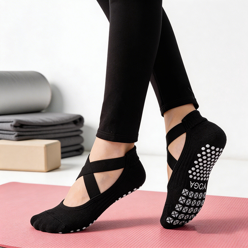 Pilates Yoga Ballet - Kaus Kaki Yoga Anti Selip Wanita